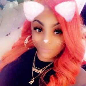 Meet your Posher, Kenisha